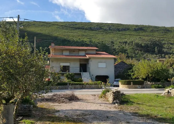 A Casa Da Serra - Local Vendégház 3*